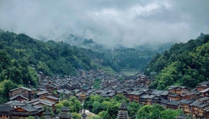 报团去贵阳5日游多少钱人民币？流行！跟团去贵阳旅游需要准备什么