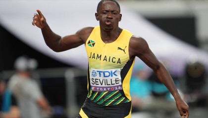 田径世锦赛丨牙买加选手塞维尔男子100米夺冠