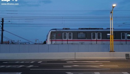 上海地铁今起全线网支持银行卡/数字人民币“一刷过闸”乘车