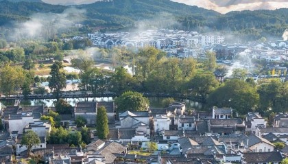 华东旅游3天大概多少人民币？跟团！华东当地团怎么联系