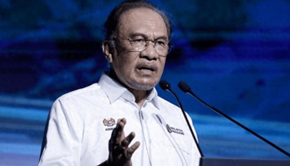 中美俄或提前聚首？特朗普宣布出席东盟峰会，普京也在认真考虑亲自来