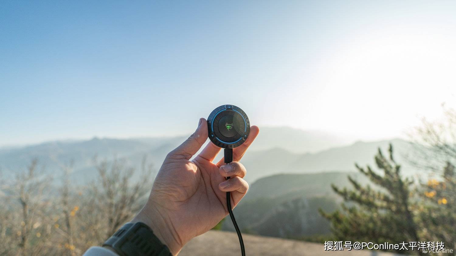 图赏丨小巧轻便随心所往,飞猫随身wifi助力五岳之行