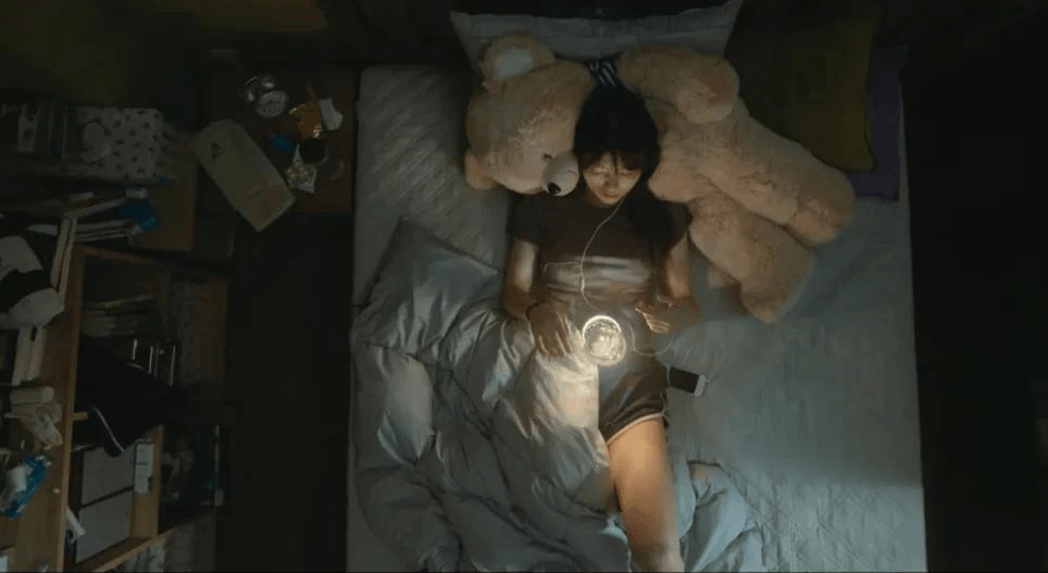 《我的名字》:又一部大尺度R级爽剧,网飞这次下血本了!