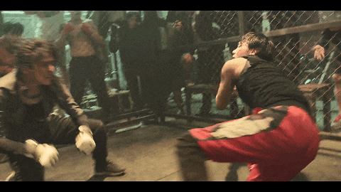 《我的名字》:又一部大尺度R级爽剧,网飞这次下血本了!