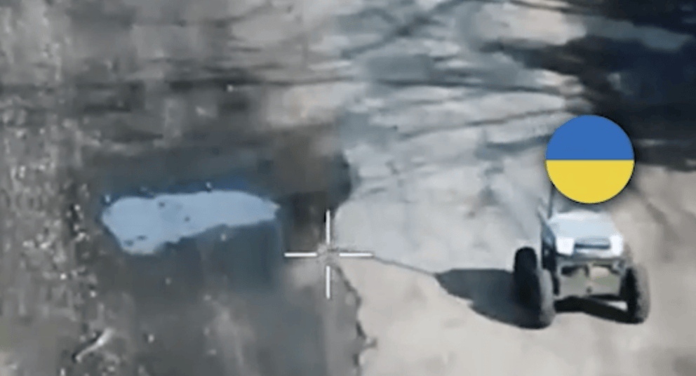 “史上首次”机器人俘虏了战俘？揭秘背后：乌有数百个秘密工坊，俄开发抗干扰无人机