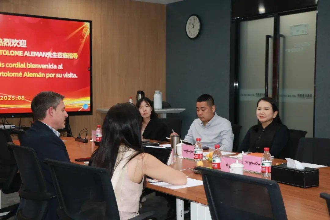 剑指海外市场!凤凰农资节携手Social Latam Group开启农资全球化新赛道