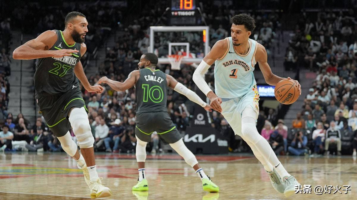 马刺传闻:NBA 人士对德阿龙·福克斯的顶薪合同充满疑问