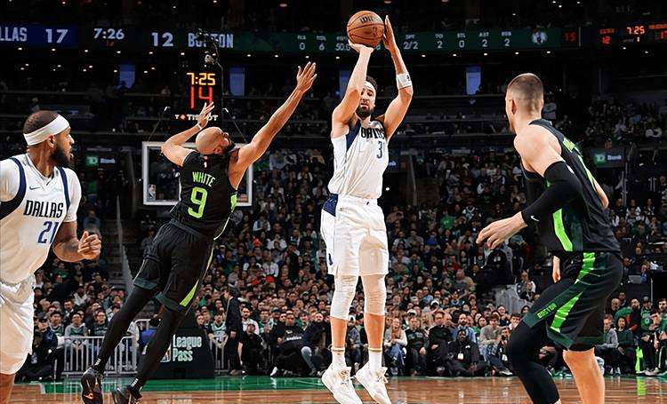 独行侠引进福克斯增强阵容 欧文期待强力后场组合