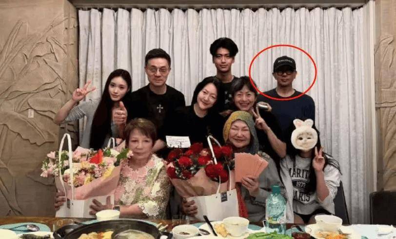 大S离世5个月,小S的瓜爆了,全网都跑来吃瓜!