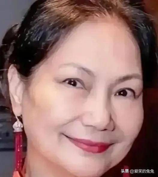 大S的两个孩子生病几乎全网都在关注，作为亲外婆的S妈看不到吗？