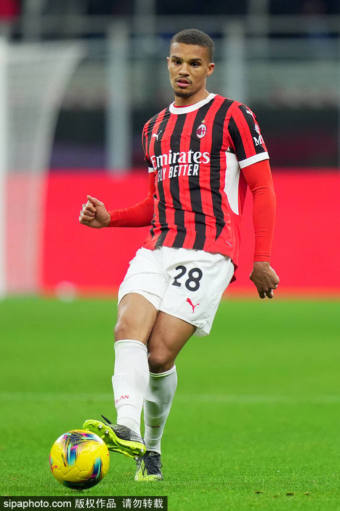 米兰转会市场:弗拉霍维奇拒绝谈判的背后真相