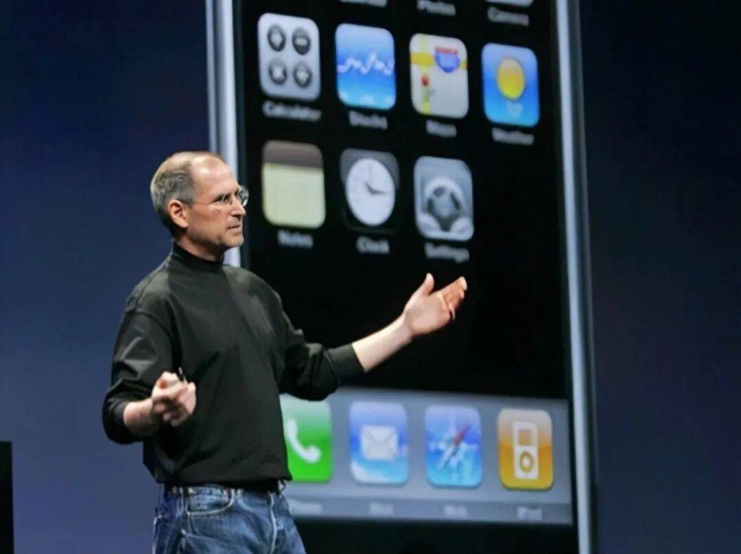 假装挤爆牙膏的苹果,我一点也不想买