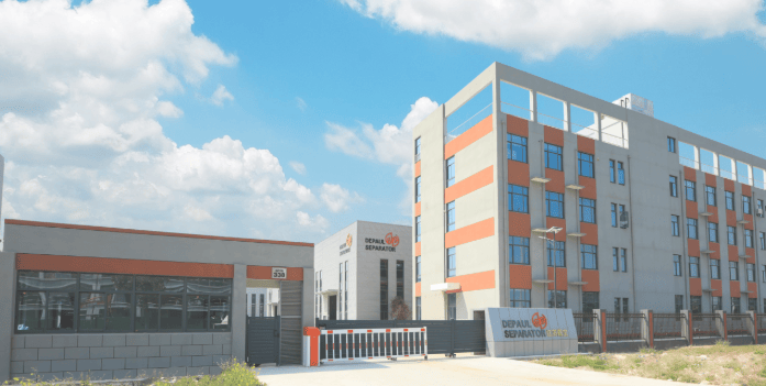 戴宝机械GQ160G型管式离心机—16L大容量转鼓,可满足多领域需求